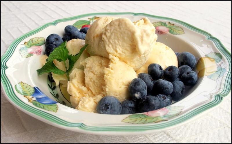 Peach ice cream is shown alongside the last of the local blueberries of the season. JACK CLEMONS PHOTO